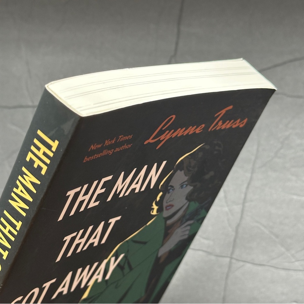 The Man That Got Away by Lynne Truss | Fiction, Mystery | Paperback Book - Picture 6 of 7